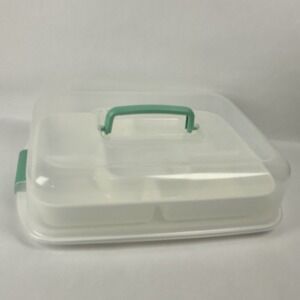 Vintage Rubbermaid Divided Food Server W/ Locking Lid And Bottom Tray 20"x13"